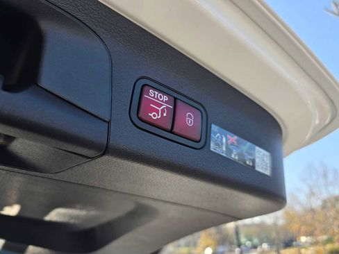 Used 2026 Mercedes-Benz GLS 450 GLS 450 image 19