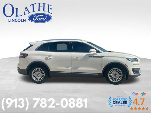 Certified 2019 Lincoln Nautilus Premier AWD/4WD image 6