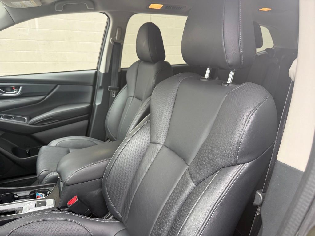 Used 2023 Subaru Ascent Limited AWD/4WD image 23