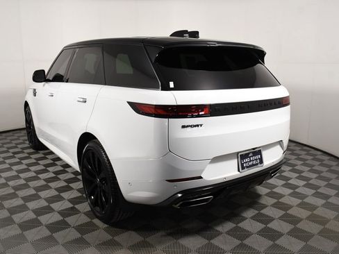 Used 2024 Land Rover Range Rover Sport Dynamic SE image 4
