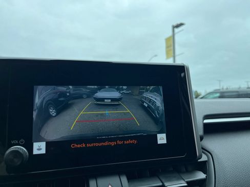 Used 2025 Toyota RAV4 LE AWD/4WD image 24