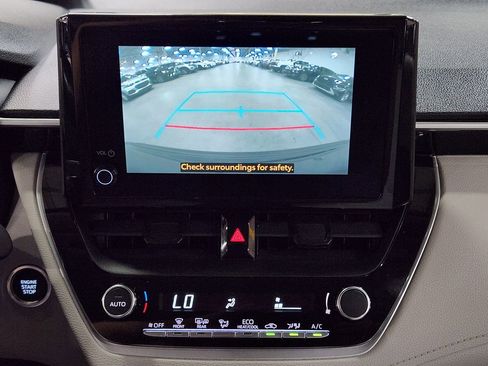 Used 2023 Toyota Corolla Cross LE image 38