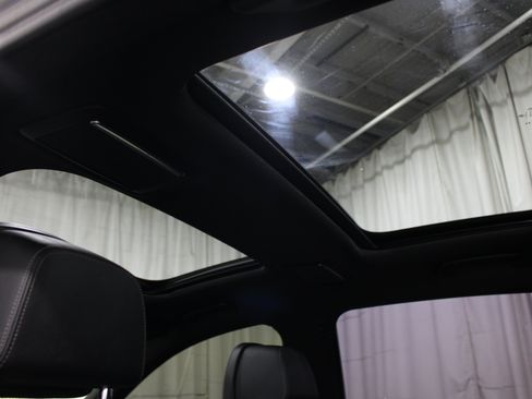 Used 2019 BMW 750i xDrive w/ M Sport Package AWD/4WD image 24