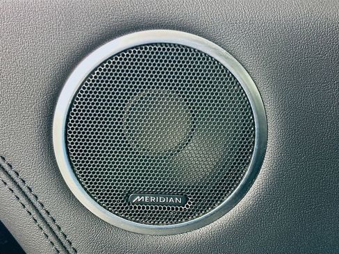 Used 2018 Land Rover Range Rover Supercharged image 19