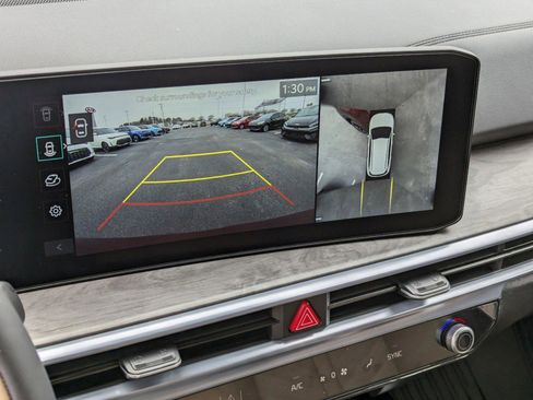 Used 2024 Kia Sorento SX Prestige w/ Olive Brown Leather Package image 23