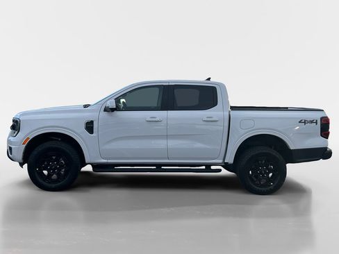 New 2025 Ford Ranger Lariat w/ Black Appearance Package image 24