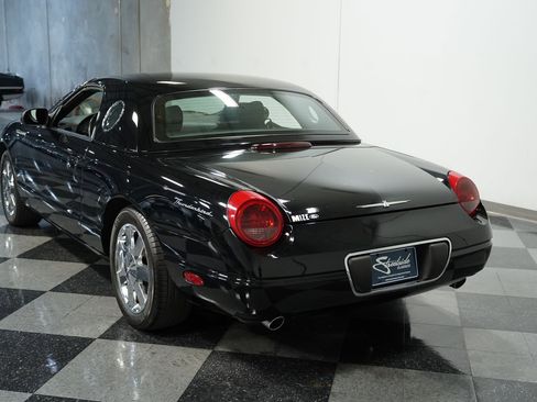 Used 2002 Ford Thunderbird image 8