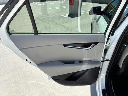 Used 2023 Kia Niro Wind FWD image 29