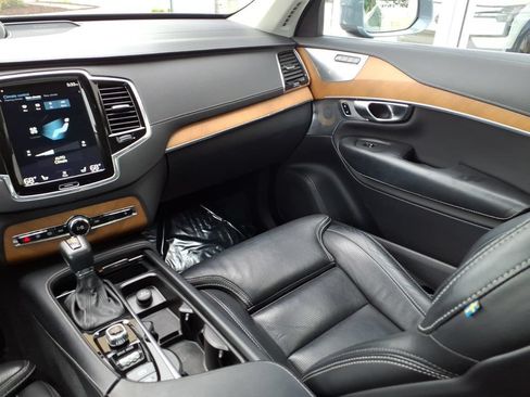 Used 2020 Volvo XC90 T6 Inscription AWD/4WD image 23