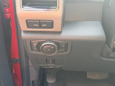 Used 2022 Ford F350 Lariat w/ Chrome Package AWD/4WD image 30