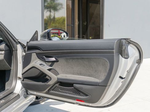 Used 2025 Porsche 718 Boxster Spyder RS RWD image 64