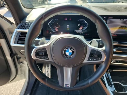Used 2023 BMW X7 xDrive40i w/ Executive Package AWD/4WD image 34