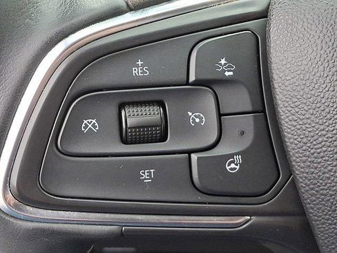 Used 2022 Buick Encore GX Essence w/ Experience Buick Package image 21