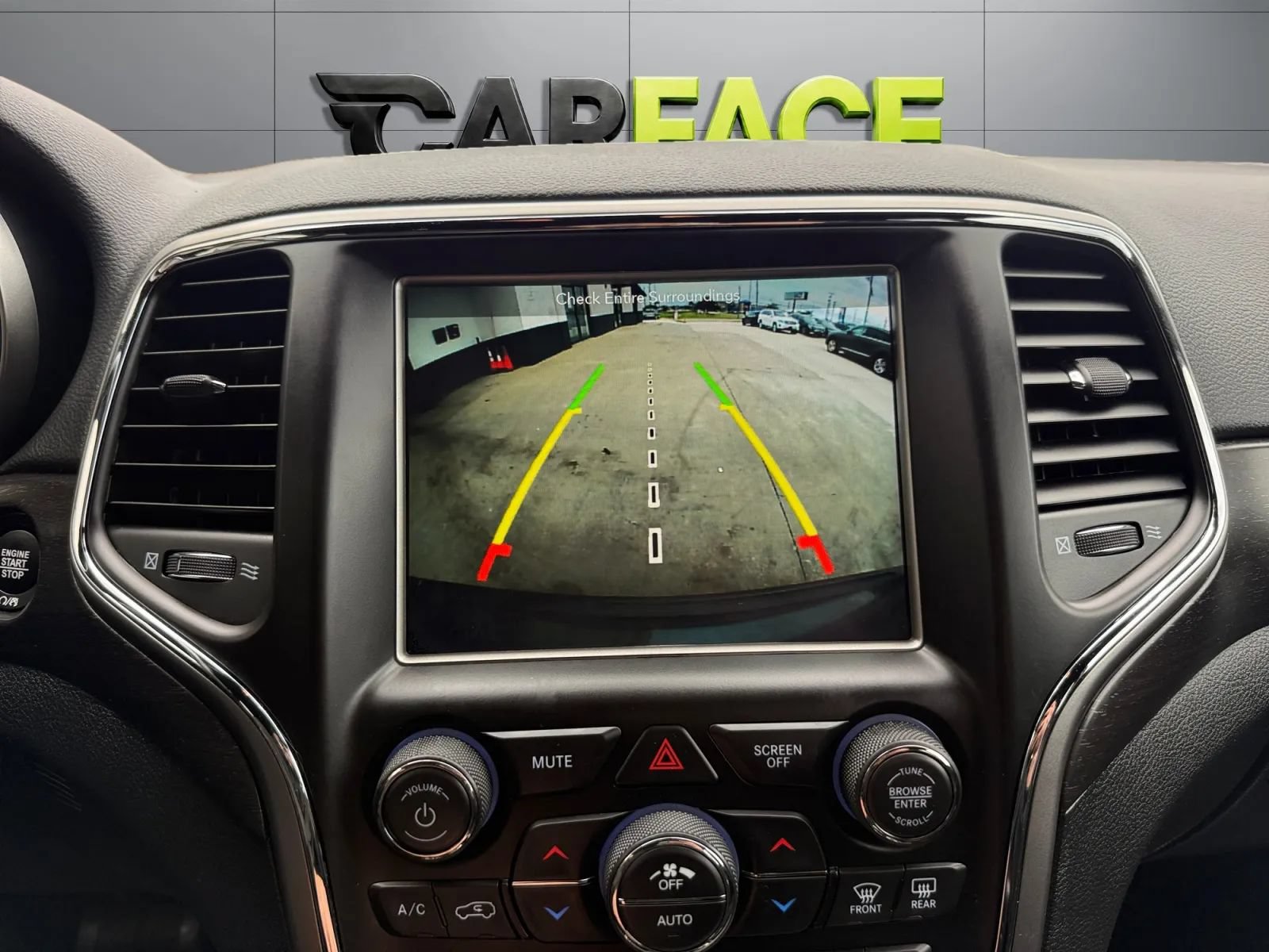 Used 2018 Jeep Grand Cherokee Altitude AWD/4WD image 36
