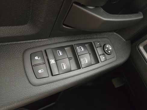 Certified 2022 RAM 1500 Tradesman w/ Tradesman SXT Package AWD/4WD image 30