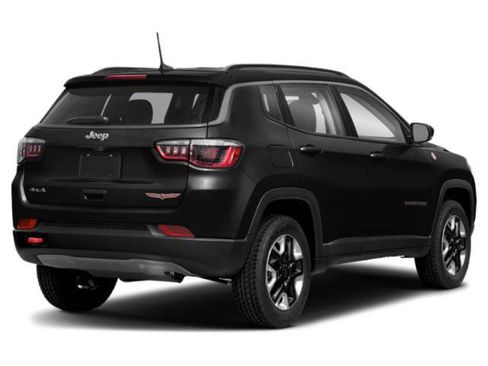 Used 2018 Jeep Compass Trailhawk w/ Navigation Group AWD/4WD image 3