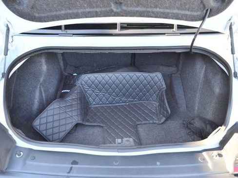 Used 2022 Dodge Challenger R/T image 34