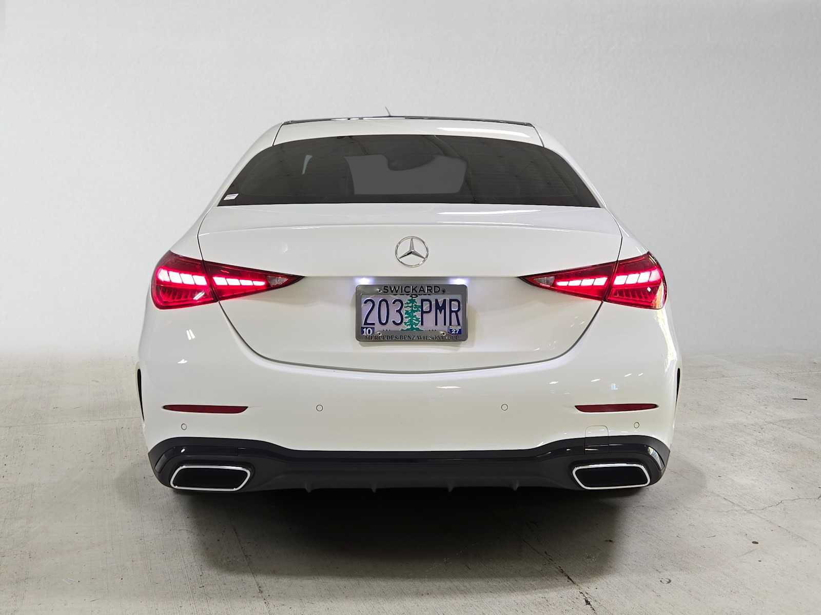 Used 2023 Mercedes-Benz C 300 4MATIC Sedan image 4