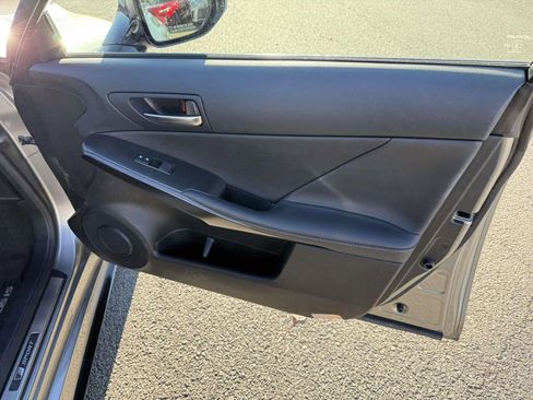 Used 2022 Lexus IS 350 F Sport image 15