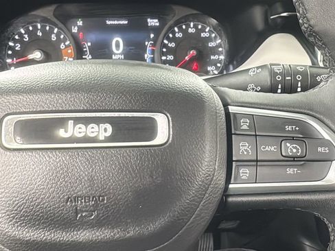 Used 2024 Jeep Compass Limited image 22