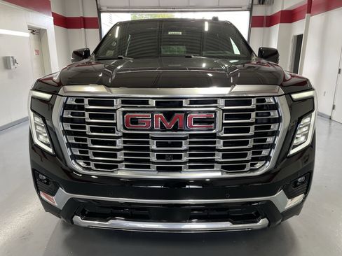 New 2026 GMC Yukon Denali image 2