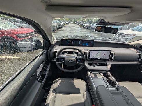 New 2027 Ford Expedition Max Active AWD/4WD image 17