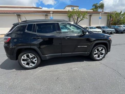 Used 2018 Jeep Compass Limited w/ Navigation Group image 9