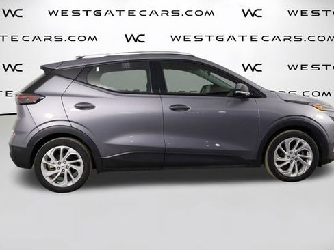 Used 2022 Chevrolet Bolt EUV LT w/ Driver Confidence Package image 41
