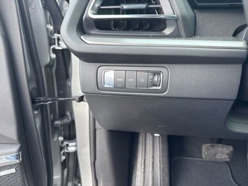 New 2026 Chevrolet Traverse LT w/ Enhanced Driving Package AWD/4WD image 17