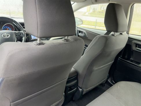 Used 2018 Toyota Corolla iM image 28