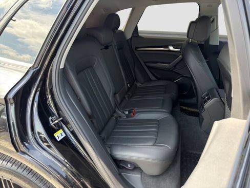 Used 2019 Audi Q5 2.0T Premium AWD/4WD image 19