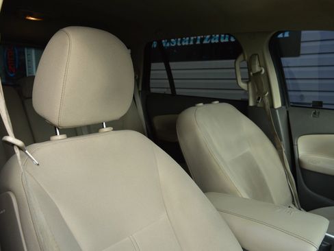 Used 2013 Ford Edge SE image 19