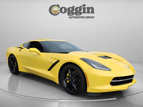 Used 2019 Chevrolet Corvette Stingray Coupe w/ 2LT Preferred Equipment Group image 7