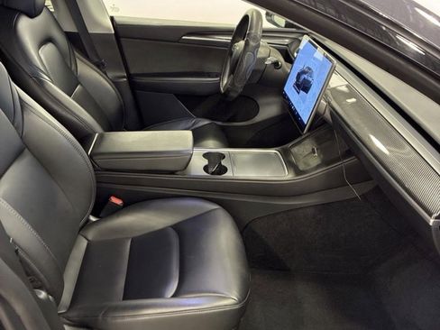 Used 2023 Tesla Model Y Long Range image 12