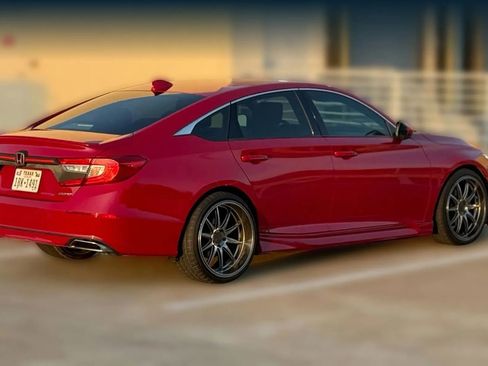 Used 2019 Honda Accord Sport image 8