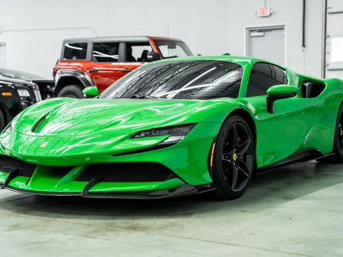 Used 2023 Ferrari SF90 Stradale image 5