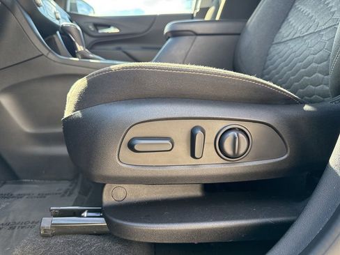 Used 2019 Chevrolet Equinox LT FWD image 20