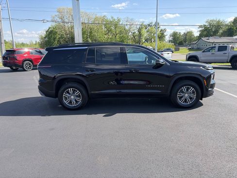 New 2026 Chevrolet Traverse LT w/ Driver Confidence Package FWD image 2