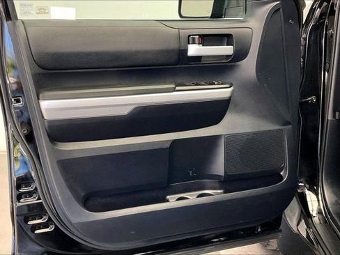 Used 2014 Toyota Tundra SR5 w/ TRD Off Road Package image 25