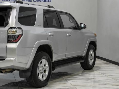 Used 2021 Toyota 4Runner SR5 Premium AWD/4WD image 14