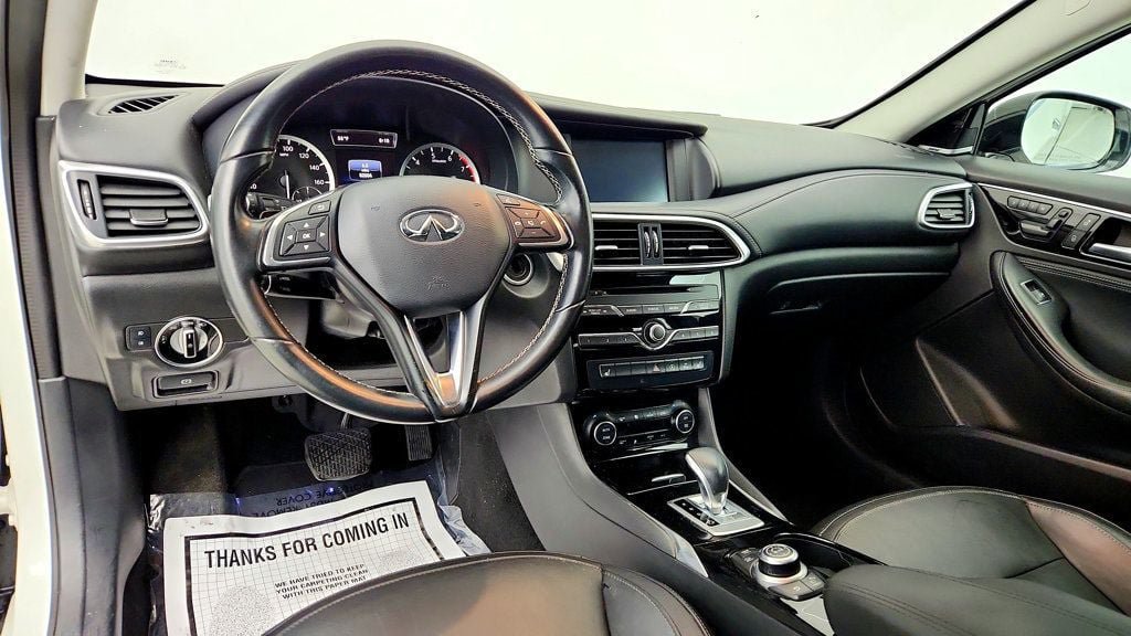 Used 2018 INFINITI QX30 AWD w/ Cargo Package image 12