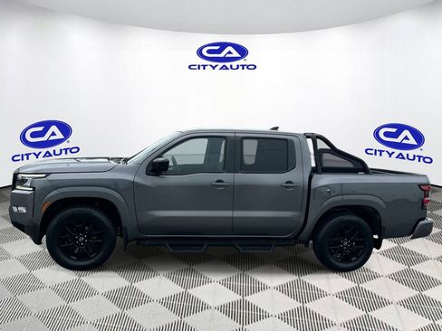 Used 2023 Nissan Frontier SV w/ Midnight Edition Package RWD image 7