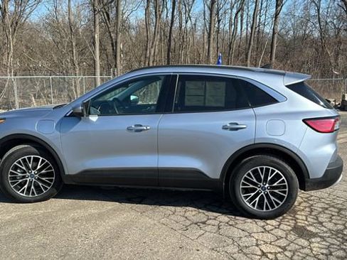 Certified 2022 Ford Escape SEL w/ Technology Package image 6