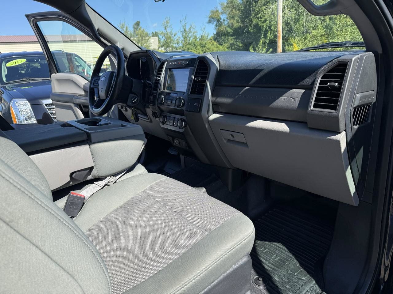 Used 2019 Ford F350 XL w/ STX Appearance Package AWD/4WD image 29