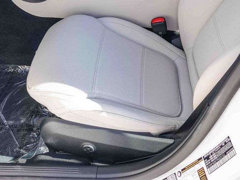 New 2026 Mercedes-Benz C 300 Sedan image 21