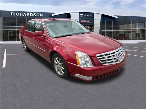 Used 2011 Cadillac DTS Luxury image 15