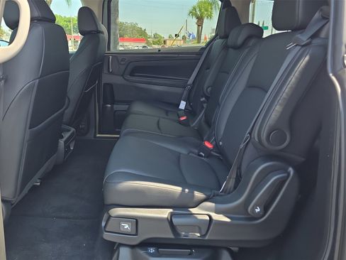 New 2026 Honda Odyssey EX-L image 15