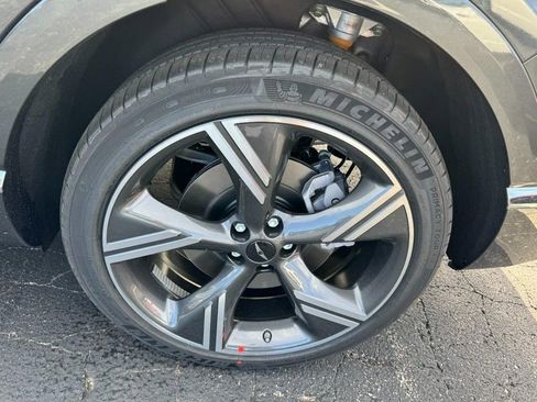 Certified 2026 Genesis GV80 2.5T Prestige AWD/4WD image 6