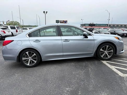 Used 2016 Subaru Legacy 2.5i Limited AWD/4WD image 6