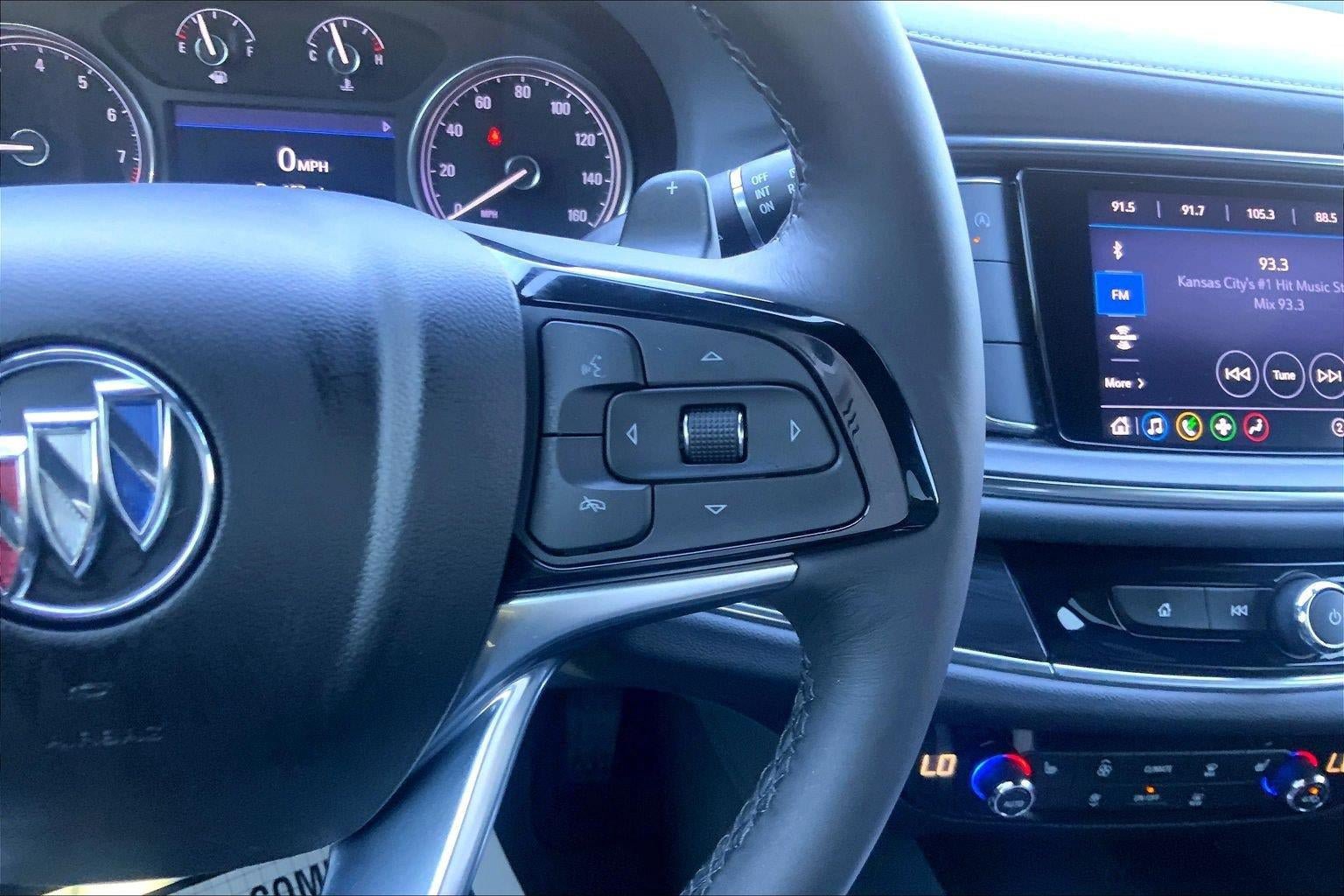 Used 2022 Buick Enclave Essence w/ Experience Buick Package FWD image 20